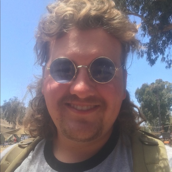 Meet your Posher, Matthew - Picture 1 of 1